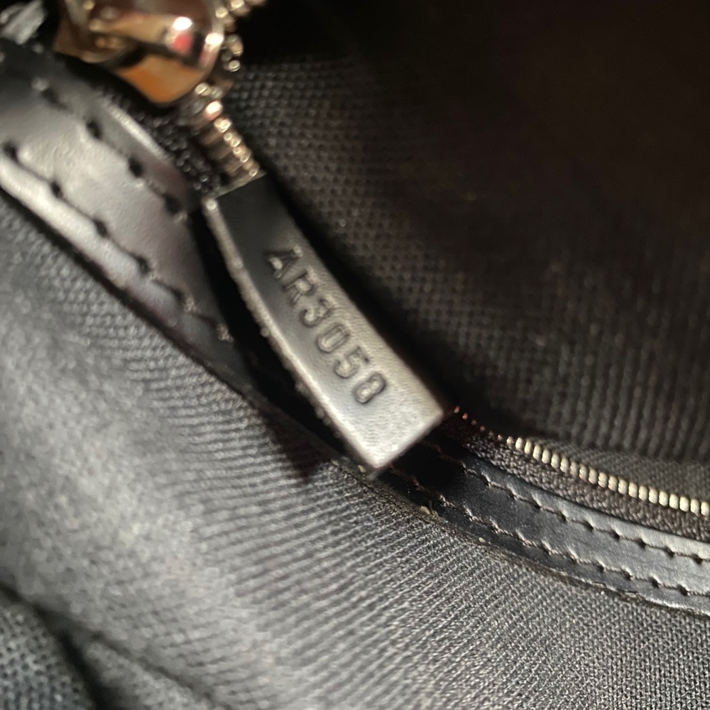 louis vuitton men crossboby messenger bag - Picture 6 of 6